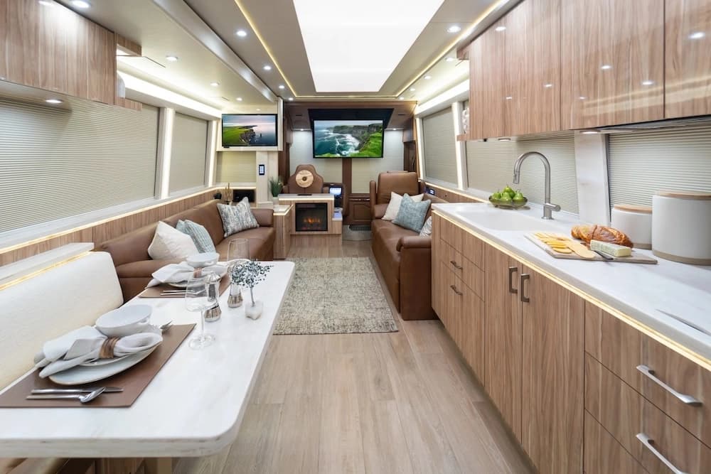 2024 Prevost Marathon X3 Motorhome - Image 15