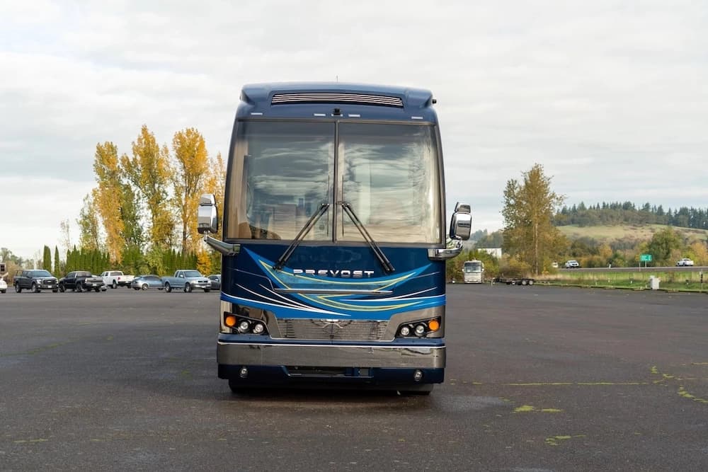 2024 Prevost Marathon X3 Motorhome - Image 37