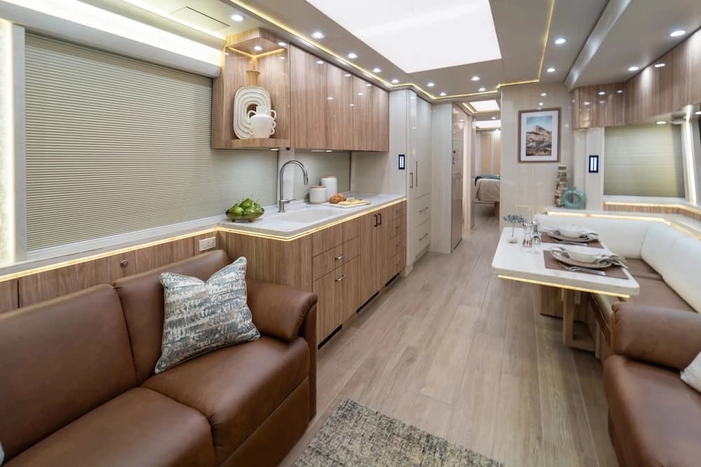 2024 Prevost Marathon X3 Motorhome - Image 5