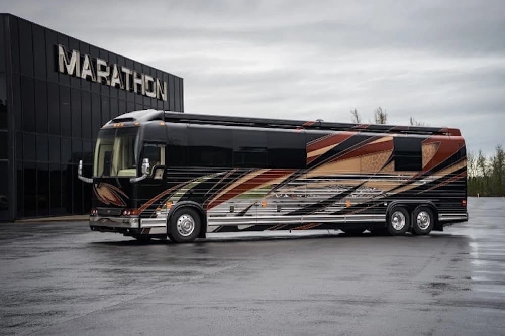 2017 Prevost Marathon X3 Motorhome - Image 35