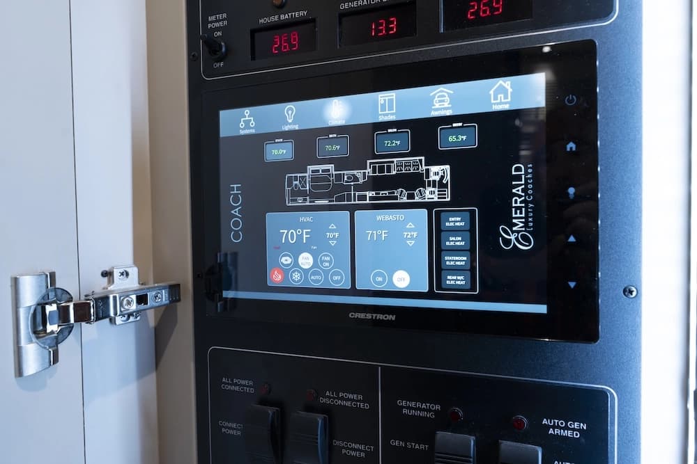 2021 Prevost Emerald H3-45 Motorhome - Image 32