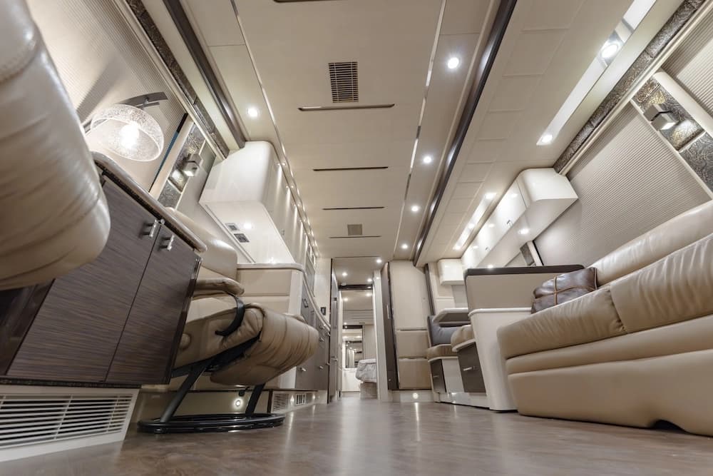2021 Prevost Emerald H3-45 Motorhome - Image 36