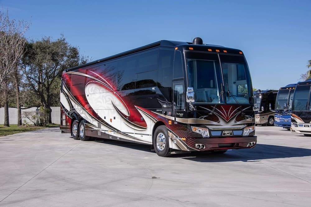 2020 Prevost Liberty H3-45 Motorhome - Image 1