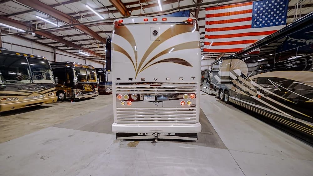 2005 Prevost Millennium H3-45 Motorhome - Image 43
