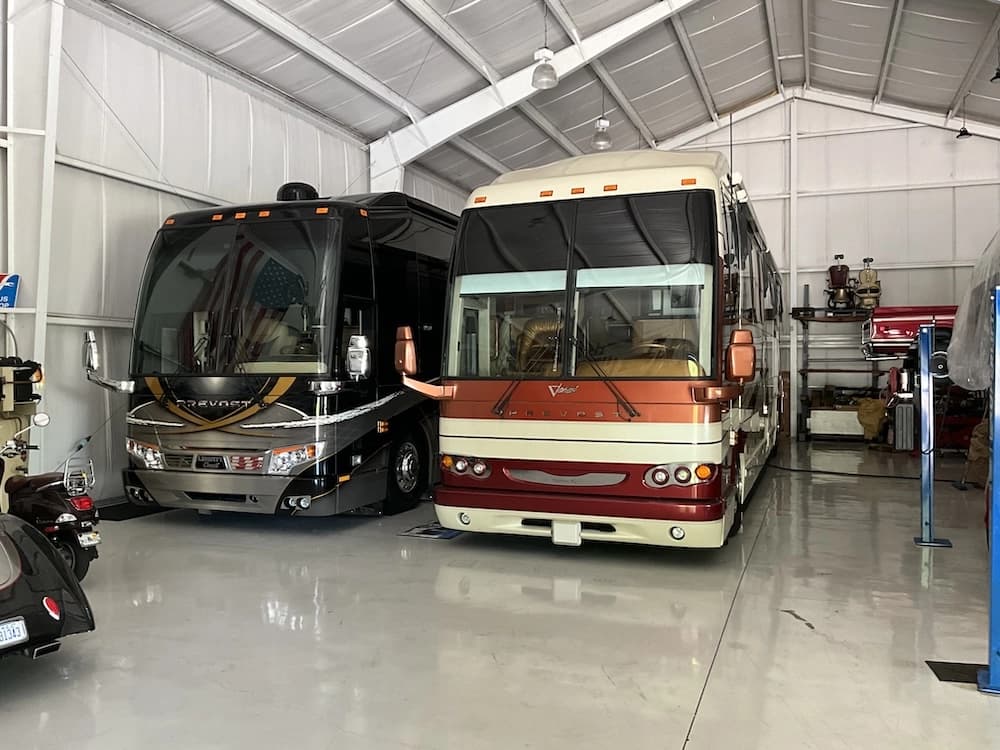 2007 Prevost Featherlite H3-45 Motorhome - Image 42