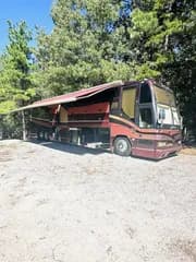 2001 Prevost Angola H3-45 bus