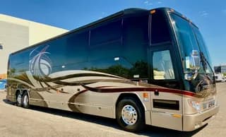 2012 Prevost Liberty Elegant Lady H3-45 bus