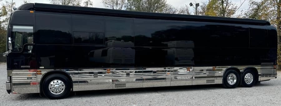 2007 Prevost Star XLII Motorhome - Image 8