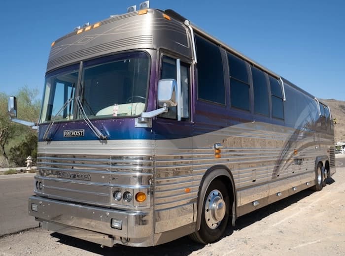 1996 Prevost Country Coach XL 40 Motorhome - Image 6