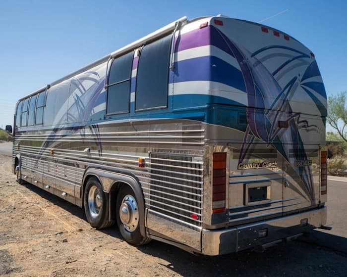 1996 Prevost Country Coach XL 40 Motorhome - Image 9