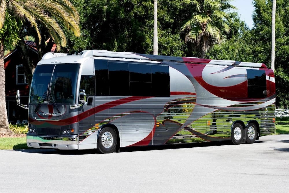 2022 Prevost Star X3 Motorhome - Image 2