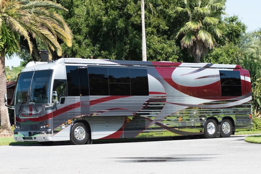 2022 Prevost Star X3 Motorhome - Image 3