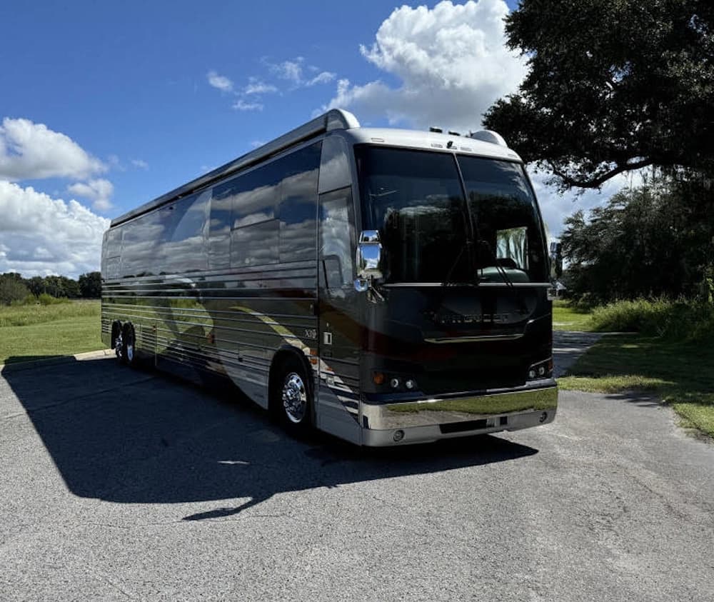 2022 Prevost Star X3 Motorhome - Image 4