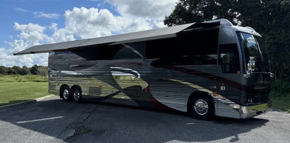 2022 Prevost Star X3 Motorhome - Image 7