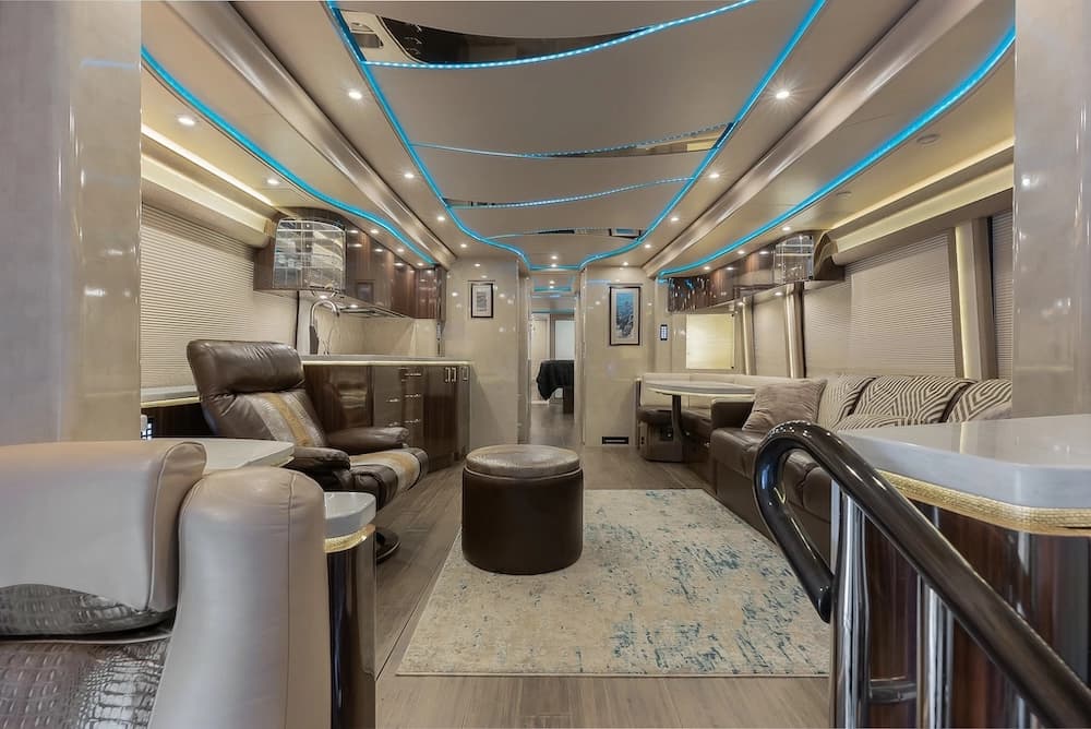 2018 Prevost Marathon H3-45 Motorhome - Image 2