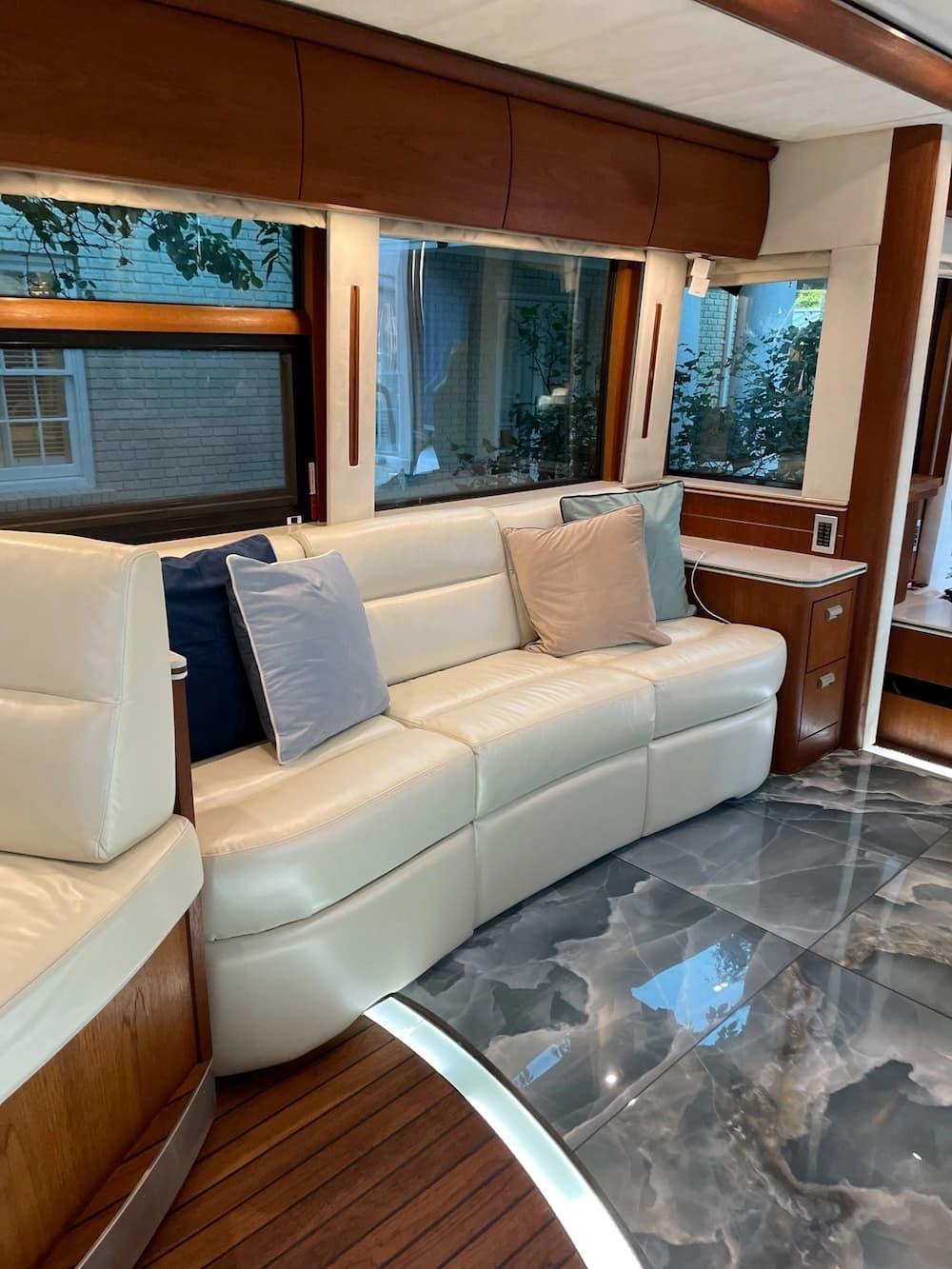 2007 Prevost Teschner XLII Motorhome - Image 30