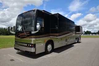 2004 Prevost Royale XLII bus