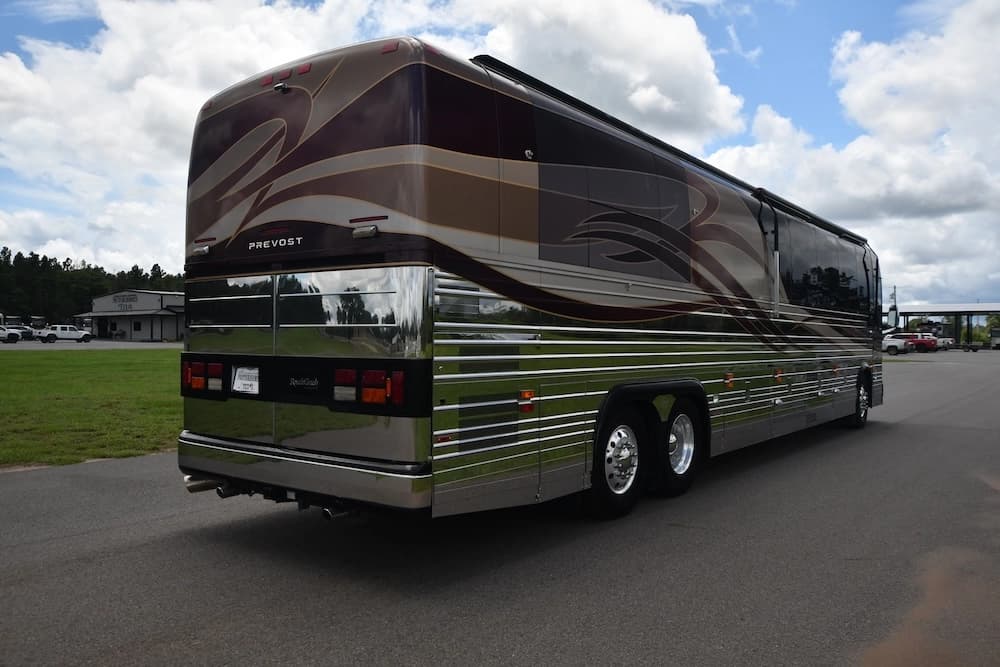 2004 Prevost Royale XLII Motorhome - Image 44