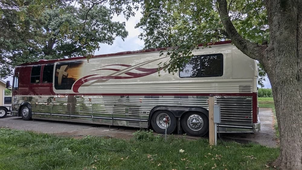1996 Prevost XL Motorhome - Image 19