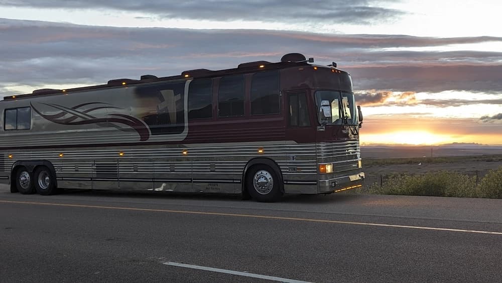 1996 Prevost XL Motorhome - Image 1