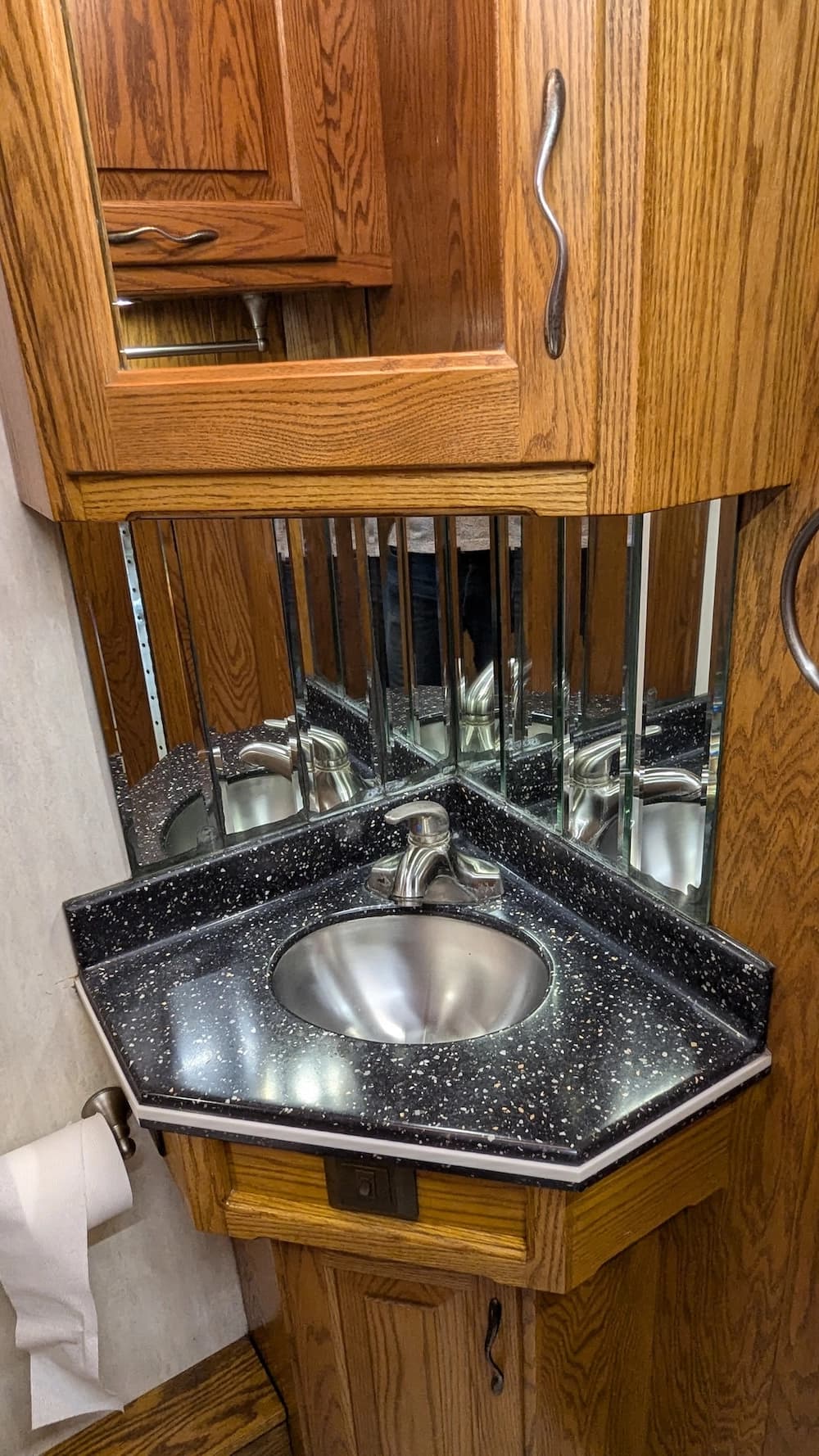 1996 Prevost XL Motorhome - Image 25