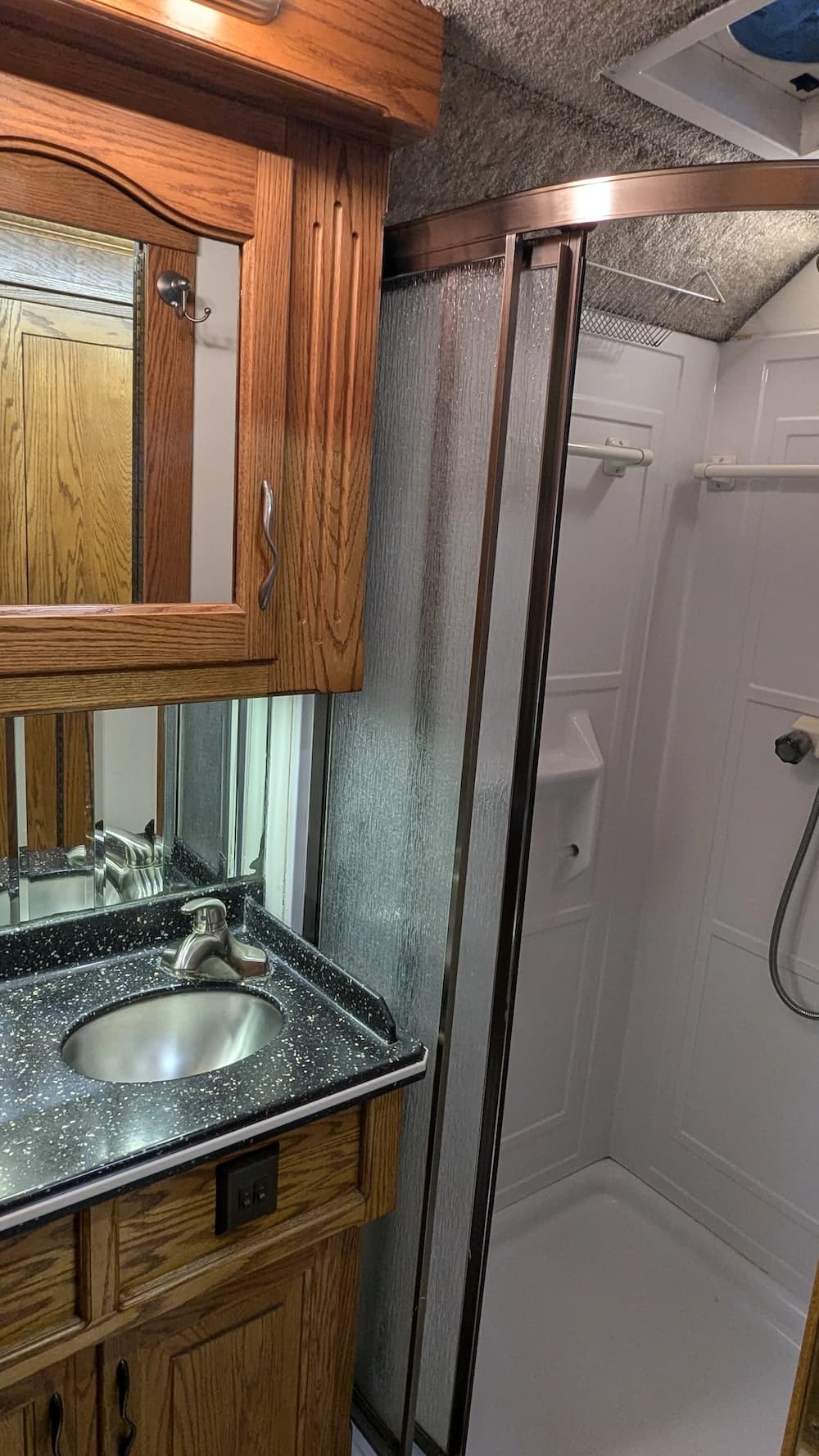 1996 Prevost XL Motorhome - Image 27
