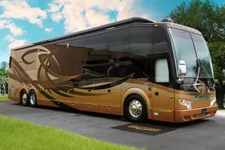 2014 Prevost Millennium H3-45 bus