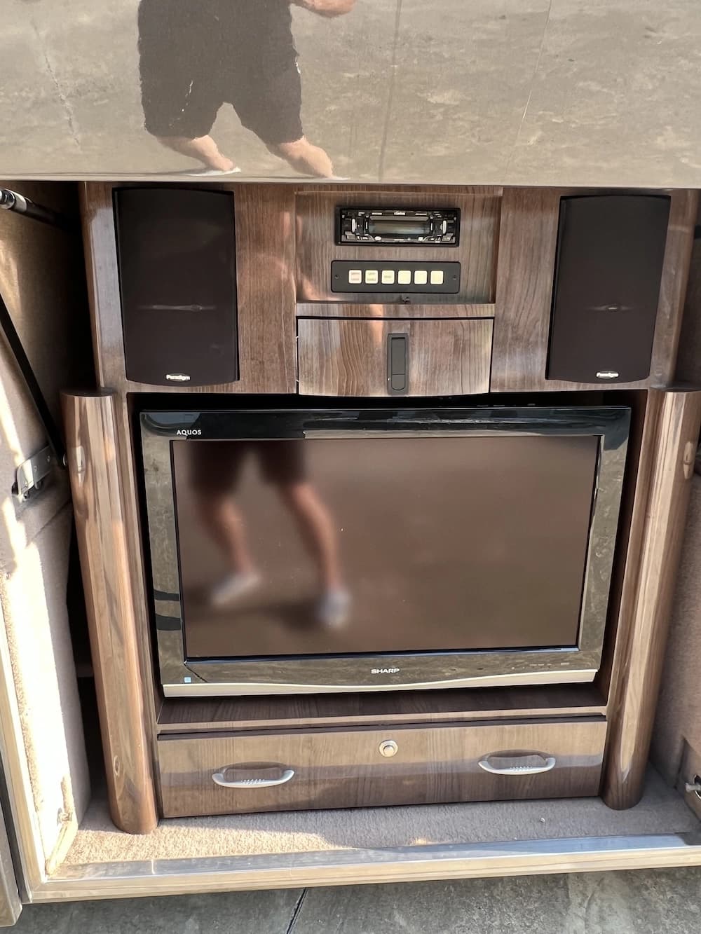 2008 Prevost Marathon H3-45 Motorhome - Image 35