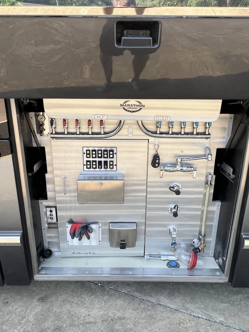 2008 Prevost Marathon H3-45 Motorhome - Image 37