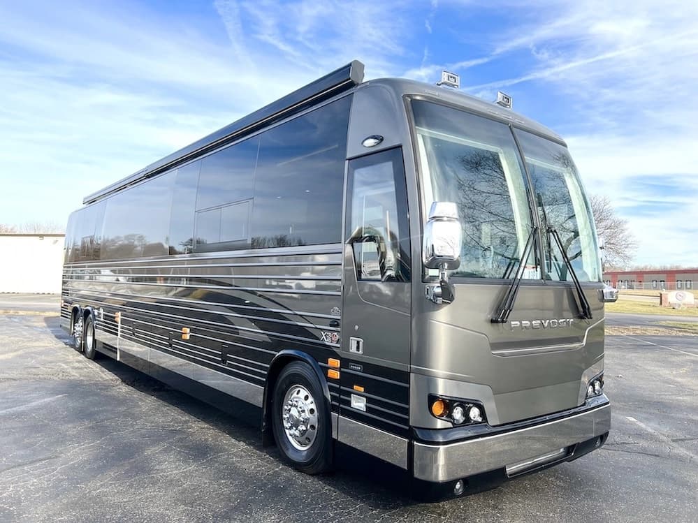 2024 Prevost Superior X3 Motorhome - Image 2