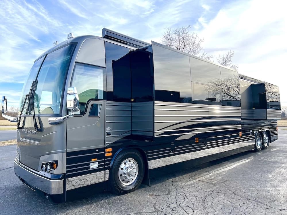 2024 Prevost Superior X3 Motorhome - Image 19