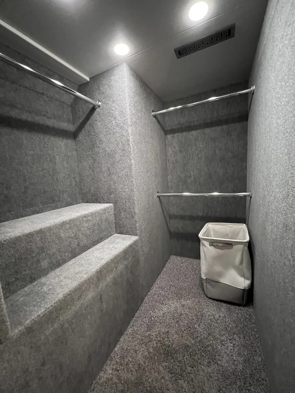 2024 Prevost Superior X3 Motorhome - Image 27
