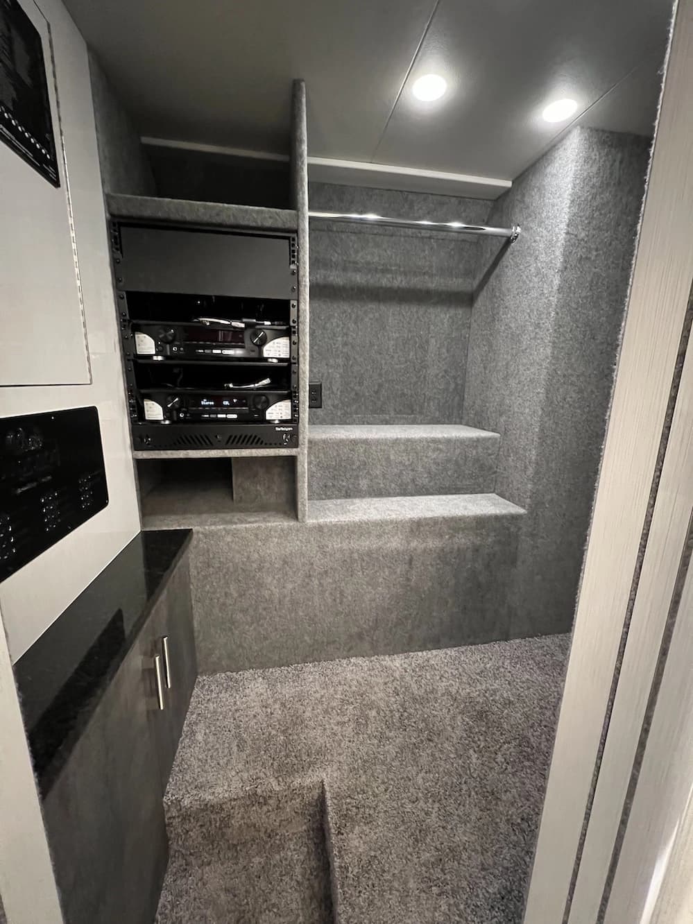 2024 Prevost Superior X3 Motorhome - Image 28
