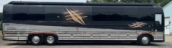 2006 Prevost Marathon XLII Motorhome - Image 6