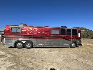1992 Prevost Country Coach XL 40 bus