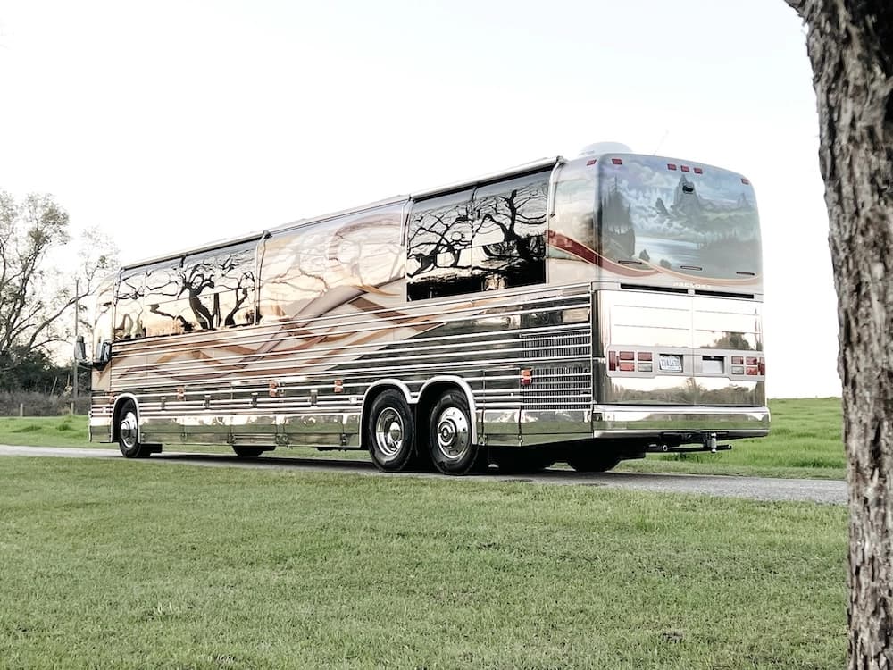 2001 Prevost Angola XLII Motorhome - Image 6