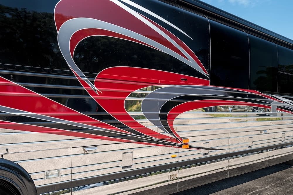 2013 Prevost Marathon XLII Motorhome - Image 36