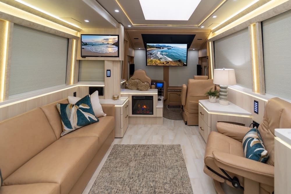 2024 Prevost Marathon X3 Motorhome - Image 23