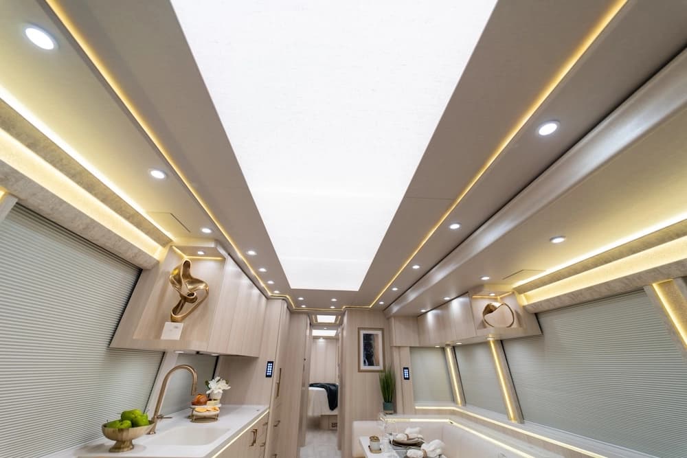 2024 Prevost Marathon X3 Motorhome - Image 29