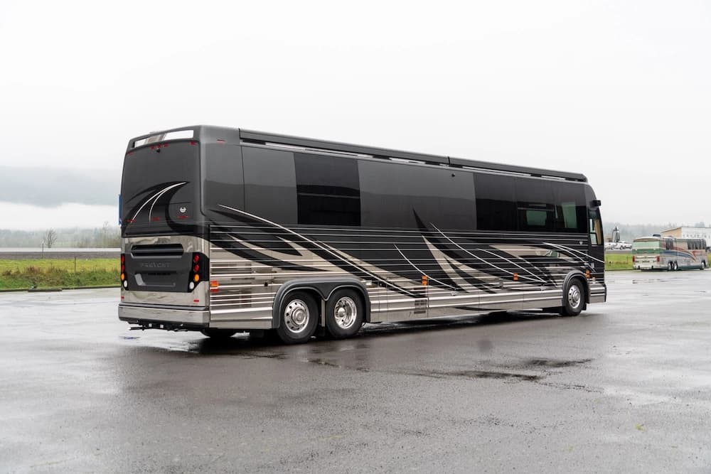 2024 Prevost Marathon X3 Motorhome - Image 47