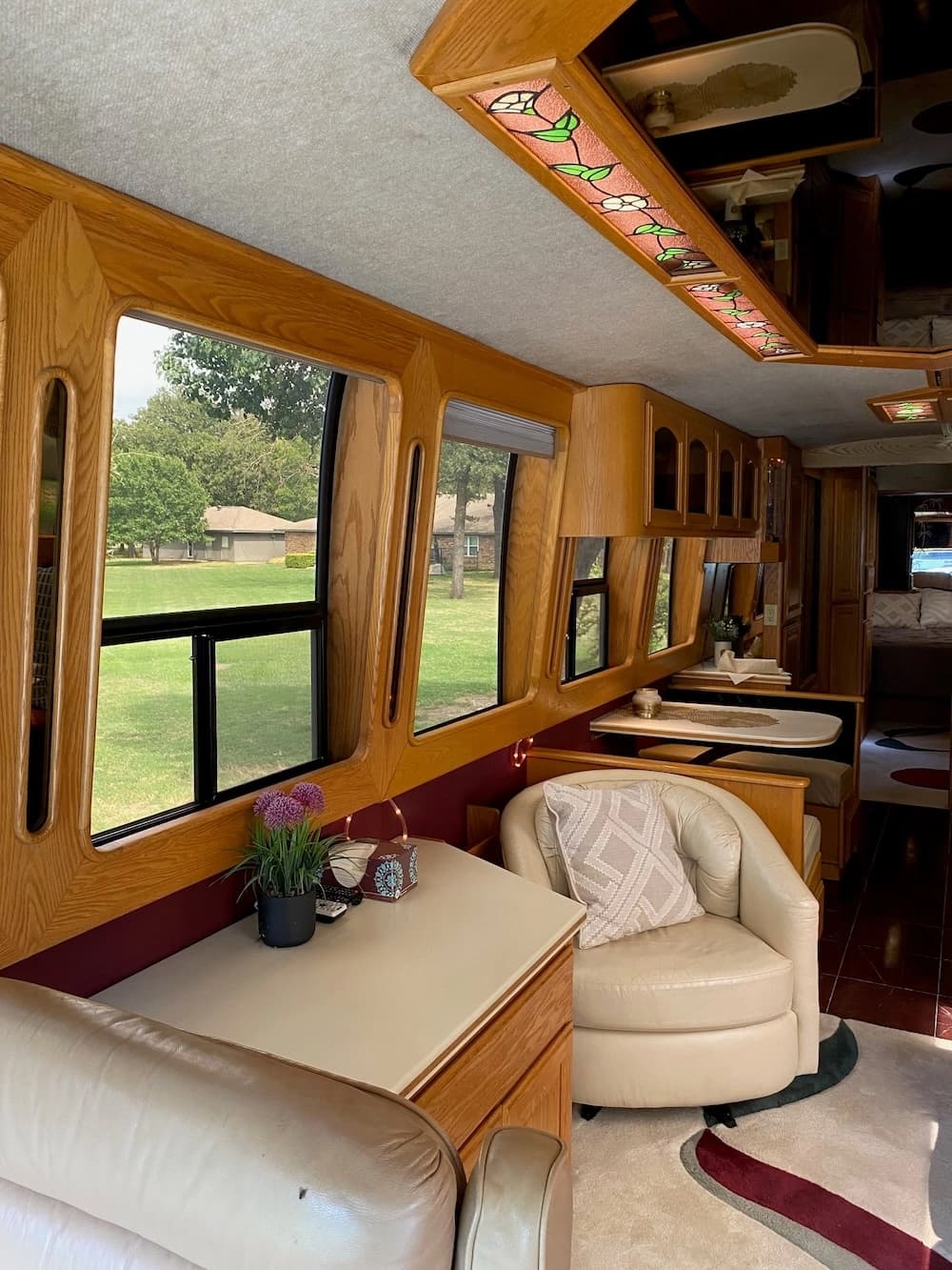 1989 Prevost Marathon XL 40 Motorhome - Image 5