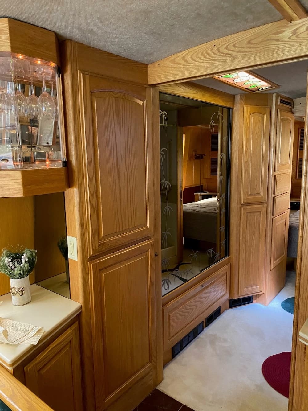1989 Prevost Marathon XL 40 Motorhome - Image 6