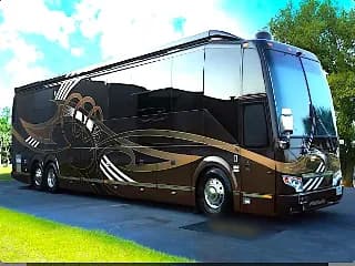 2014 Prevost Millennium H3-45 bus