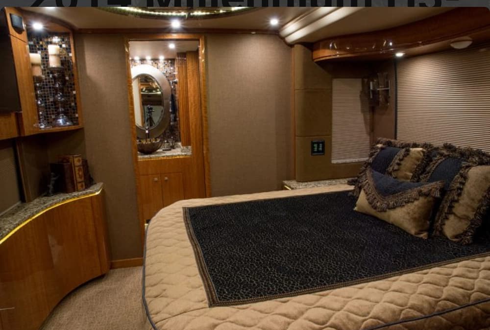 2014 Prevost Millennium H3-45 Motorhome - Image 6