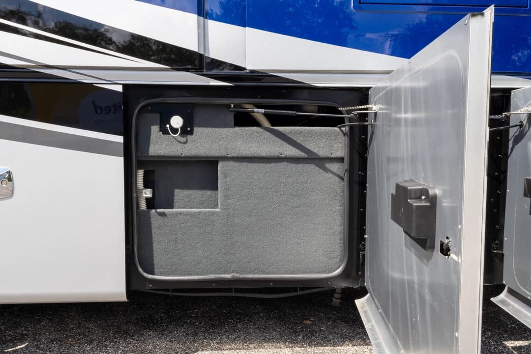 2022 Tiffin Allegro Motorcoach - Image 37