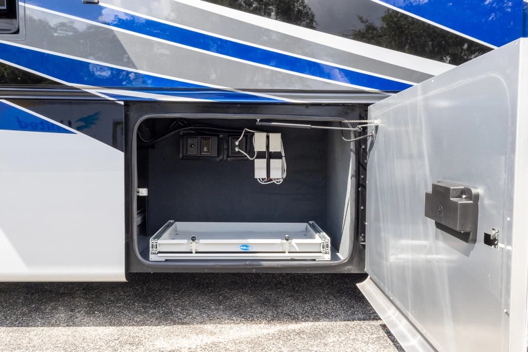 2022 Tiffin Allegro Motorcoach - Image 41