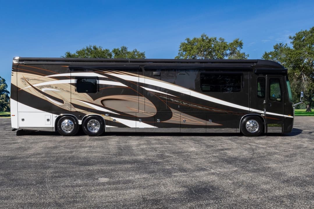 2017 Entegra Cornerstone 45B Motorcoach - Image 3