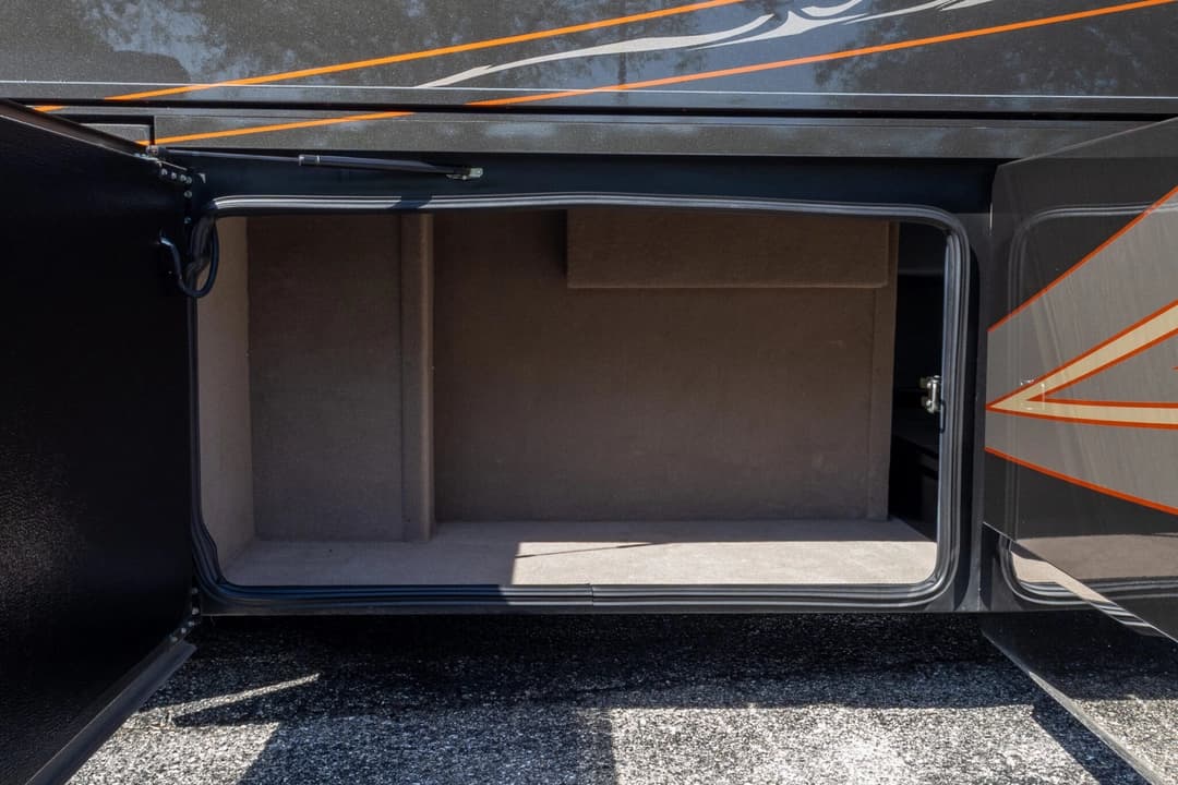 2017 Entegra Cornerstone 45B Motorcoach - Image 41