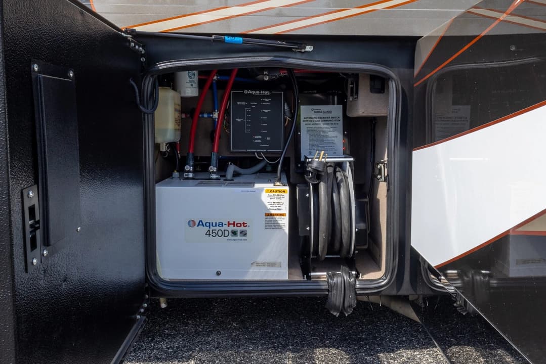 2017 Entegra Cornerstone 45B Motorcoach - Image 44
