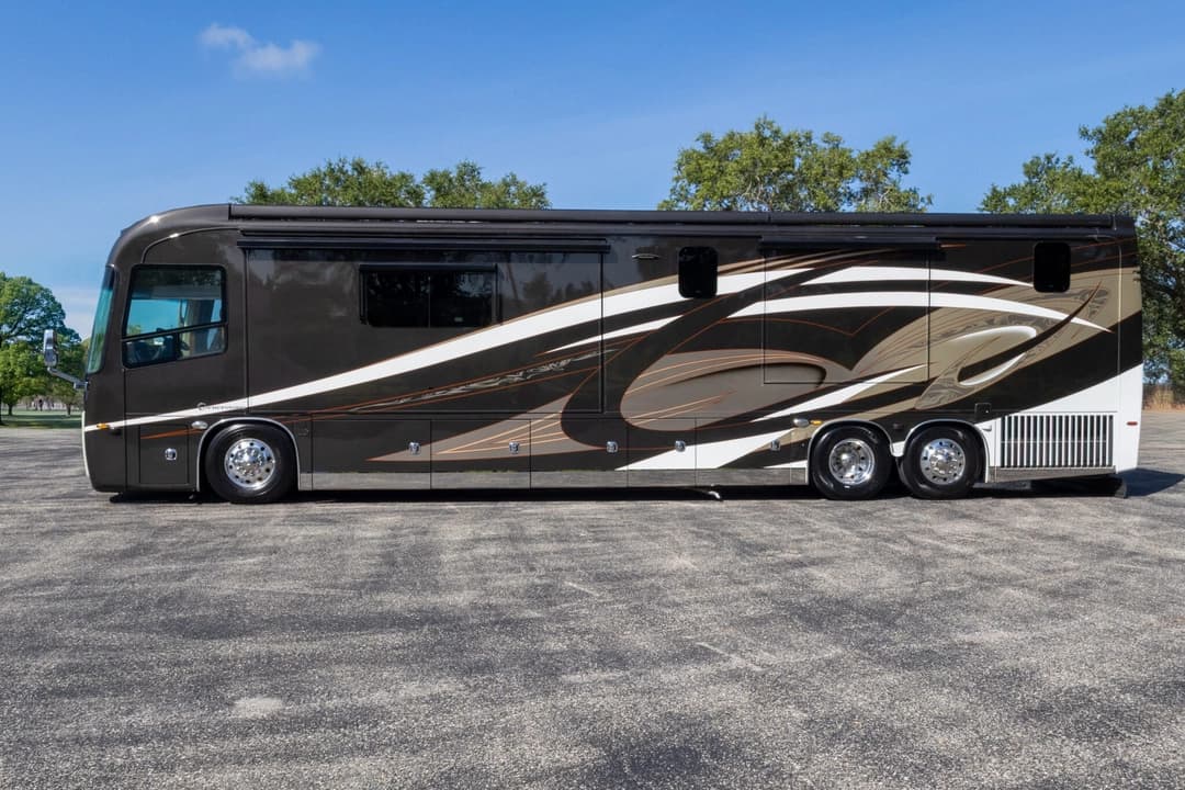 2017 Entegra Cornerstone 45B Motorcoach - Image 9
